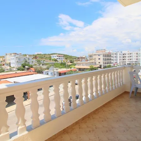 Downtown Hotel Hotell Ksamil