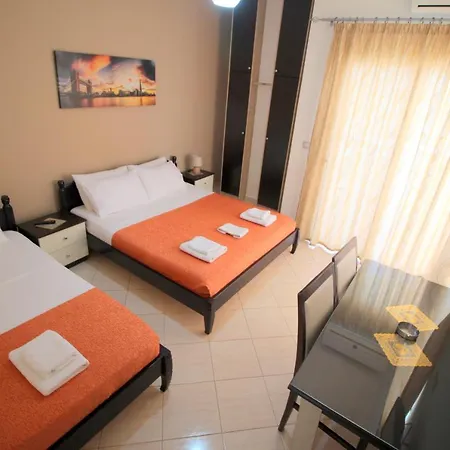 Downtown Hotel Отель Ксамил